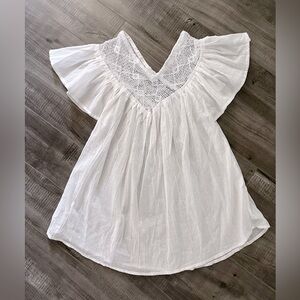 Floaty, flutter sleeve beach boho tunic top with crochet-like v-neck